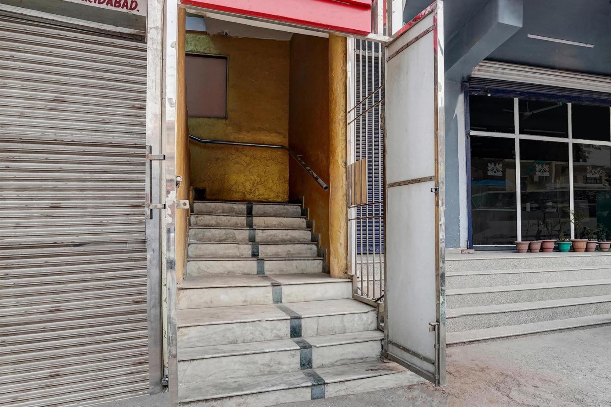Super Hotel O Bg Hotel Faridabad Exterior photo