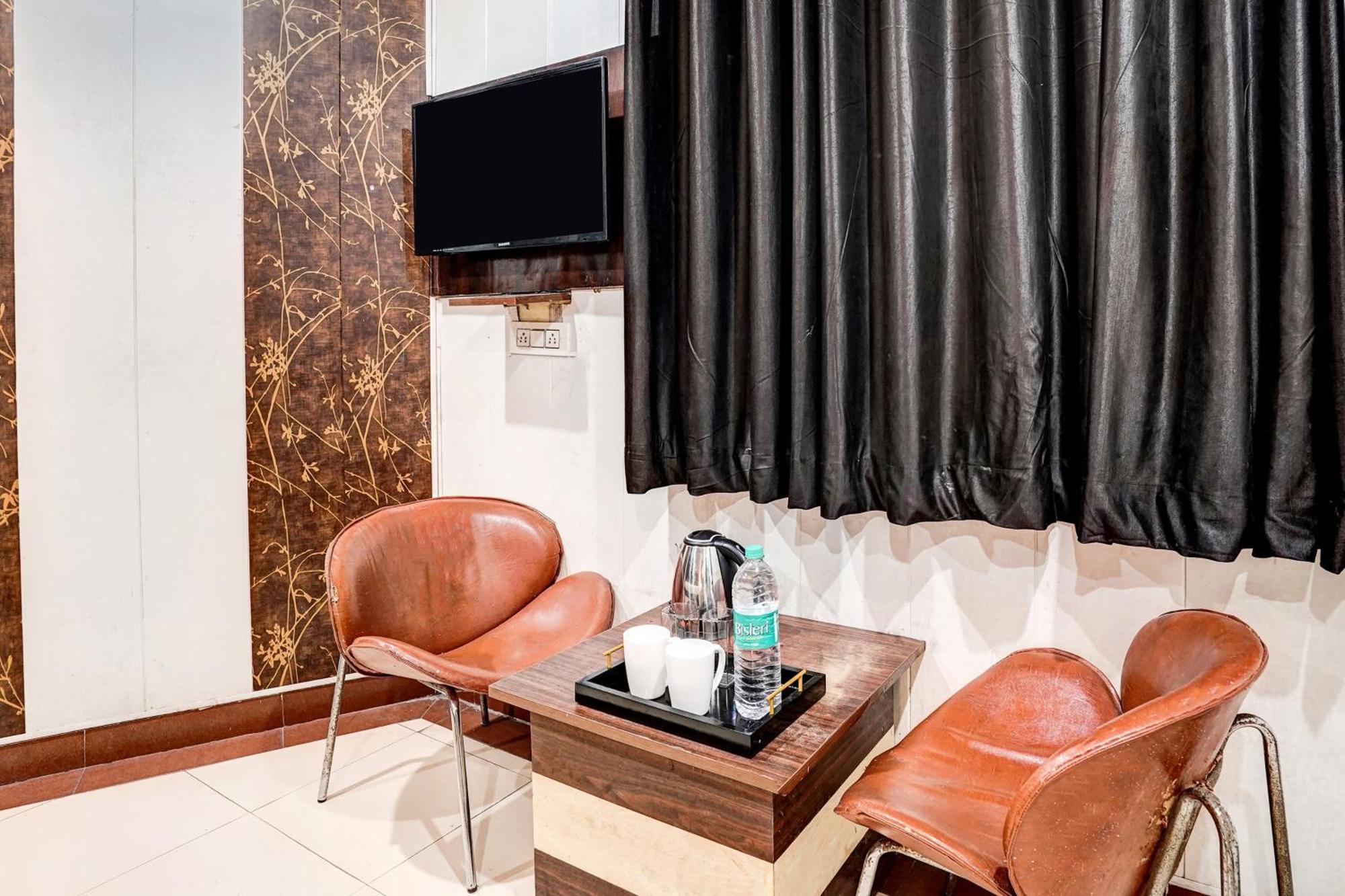 Super Hotel O Bg Hotel Faridabad Exterior photo